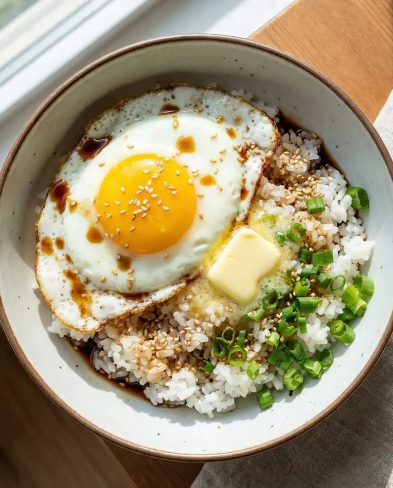 Gyeran Bap (Korean Egg Rice) – The 10-Minute Meal That Feels Like a Warm Hug